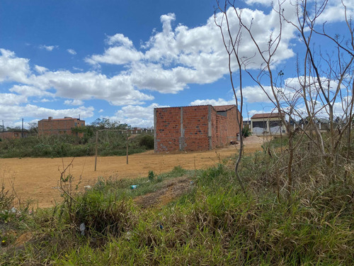 Terreno Em Ótima Localização