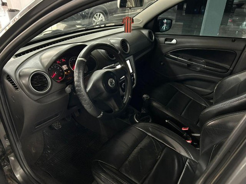 Volkswagen Gol Gol 1.0 MI 8V FLEX 4P MANUAL G.V