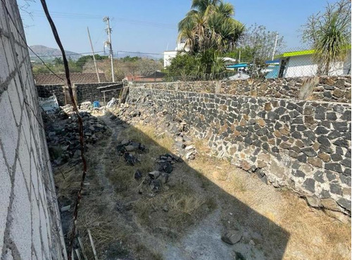 Lote Residencial En Fraccionamiento Vigilancia Al Sur De Cue