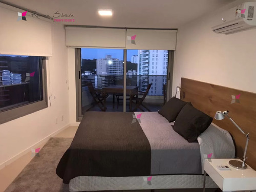 Venta De Apartamento De 2 Dormitorios En Torre Esmeralda Punta Del Este
