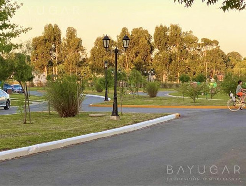 Venta Casa - Barrio Privado Santo Tomas / Pilar
