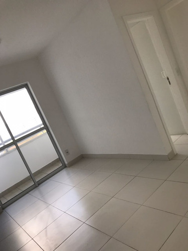 Imagem 10 de 14 de Cond Colinas De Piatã