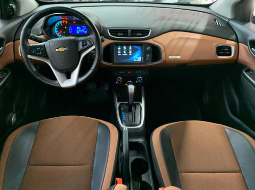 Imagem 8 de 12 de Chevrolet Onix 2017 1.4 Activ Aut. 5p