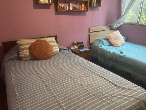 Casa En Venta De 3 Dorm. En Concón
