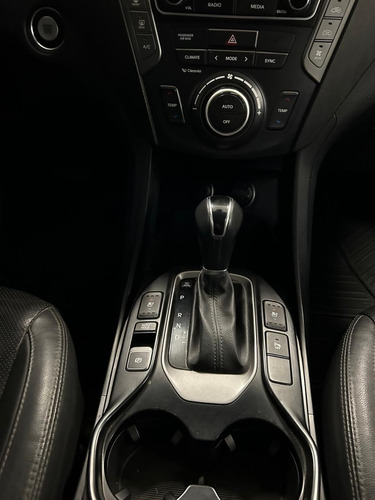 Hyundai Santa Fe 3.3 Limited Tech At