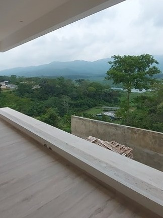 Imagen 8 de 14 de Exclusiva Casa Con Vista Al Dique De Guataparo 1.800 Mts.sn.