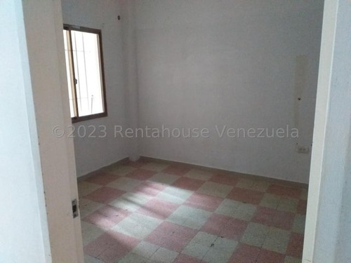 Casa En Venta En La Campiña Mls #23-20700 Carla Gonzalez Gt