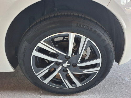 Peugeot 2008 5p Allure L3/1.2/T Aut