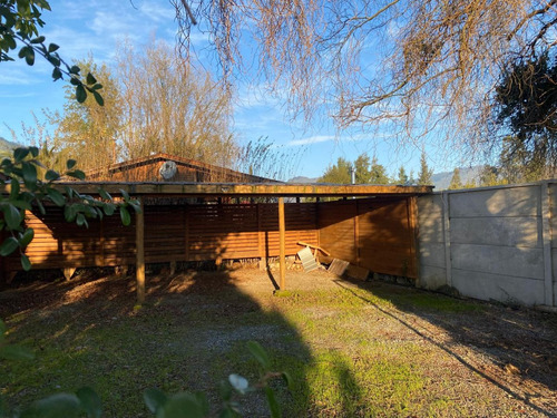 Excelente Casa, Sector Residencial, Embalse Machicura Colbún