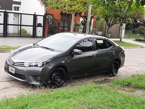 Toyota Corolla Xli 1,8 6m/t
