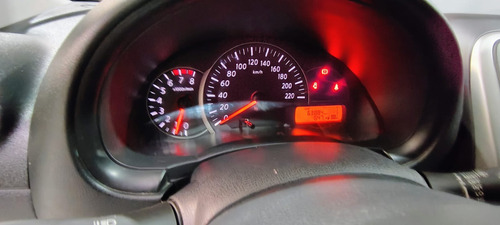 Nissan March 1.6 Advance Media Tech 107cv Mt