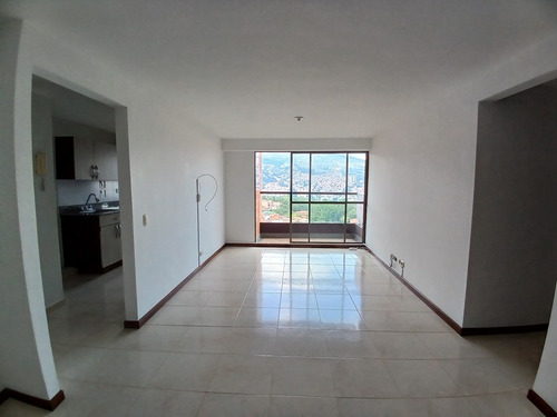 Apartamento En Venta Ubicado En Medellin Sector La Almeria  (22552).