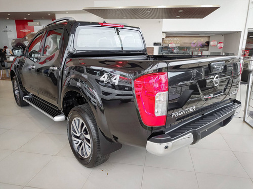 Imagem 7 de 14 de Nissan Frontier 2.3 Td Cd Le 4x4 (aut)