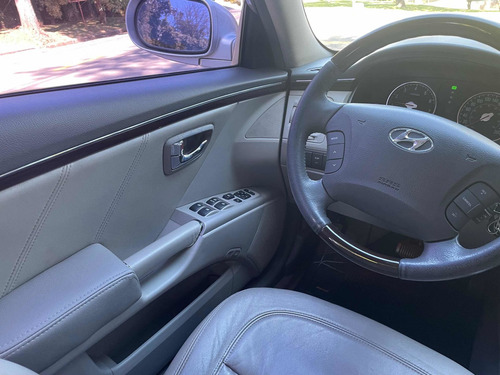 Imagem 15 de 17 de Hyundai Azera 2011 3.3 Gls Aut. 4p
