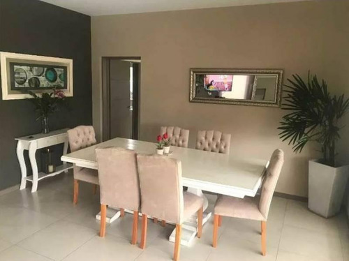 Imagen 5 de 14 de Moderna Casa Al Lago Con A Mejor Orientación En La Comarca