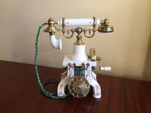 Una Lujo Telefono Antiguo Sueco Ericsson Eiffel Tower Araña