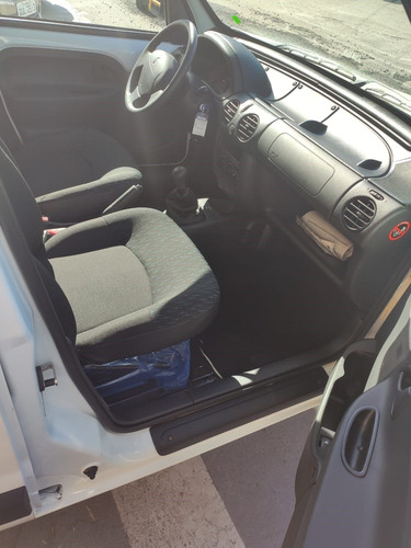Kangoo 1.6 Completa 0 Km