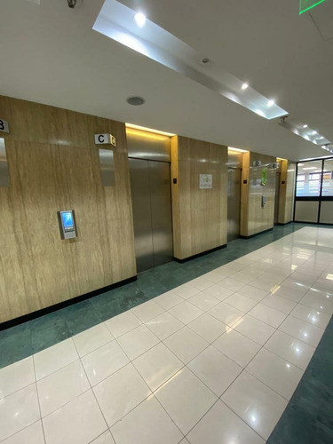 Oficinas En Alquiler | Ing. E. Butty 275, Catalinas, Caba | 955 M²