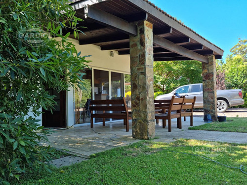 Casa 4 Dormitorios Con Piscina Sobre Ruta 10 ,interbalnearia Solanas.