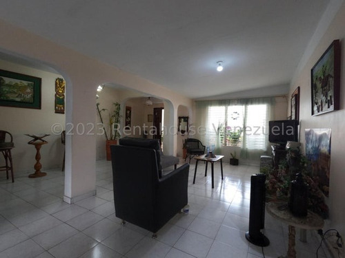 Imagen 8 de 30 de Casa En Venta Urbanización Fundalara. Barquisimeto. Tu Asesor De Confianza Kenlimar Nieto. Contactame *0424 5/2/2/3/7/9/7* Código Flex 23-20591