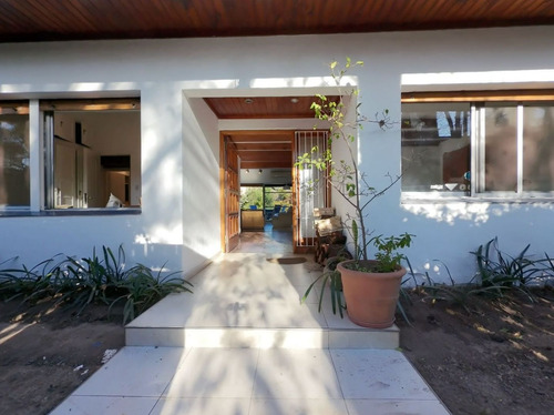 Casa En Alquiler 4 Dormitorios Con Pileta En San Isidro
