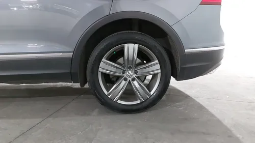 Volkswagen Tiguan 2.0 HIGHLINE DCT