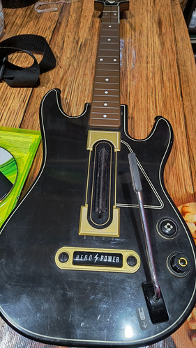 Guitar Hero Live Xbox 360 + Juego + Receptor (Usado)
