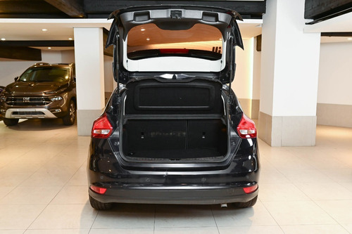 Imagen 4 de 17 de Ford Focus Iii 2016 2.0 Se Plus Mt Tasa Fer