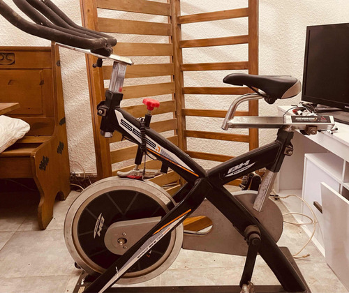 Bicicleta Spinning Bh Fitness