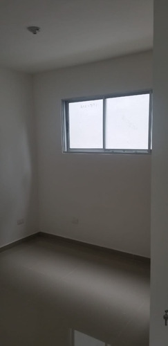 Imagen 3 de 13 de Alquiler De Apartamento En Villa Marina
