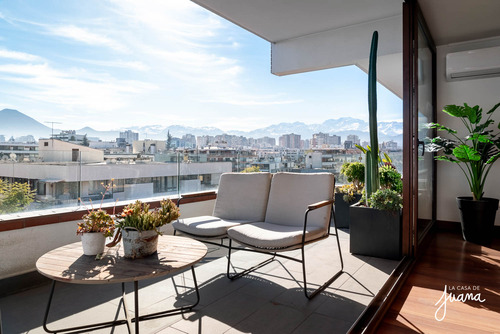 Encanto Y Vista Inmejorable En Último Piso En Providencia
