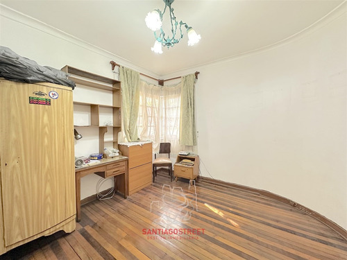 Casa En Venta De 3 Dorm. En Ñuñoa