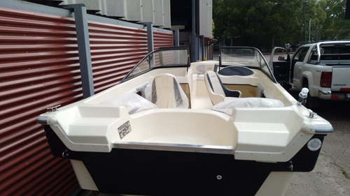Imagen 12 de 18 de Lancha 0 Hs. Trakker 520 Open Motor Mercury 50 Hp 4 Tiempos