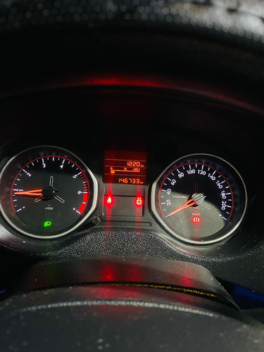 Citroën C-Elysée 1.6 Hdi 92 92 Bvm Shine