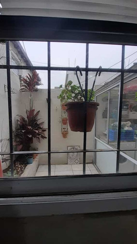Imagen 8 de 14 de Duplex Al Frente 3 Ambientes Con Patio
