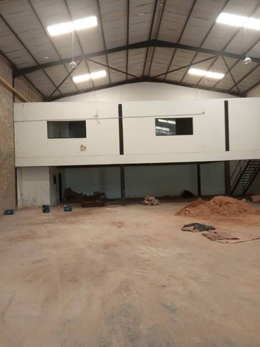 Imagen 4 de 12 de H.a 800 M2 Galpón En Alquiler En Las Garcitas Los Guayos