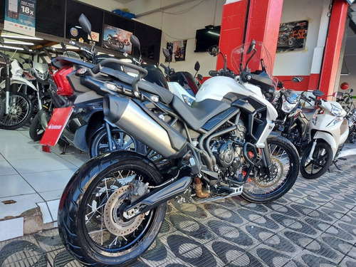 Triumph Tiger 8000 Xcx Branca