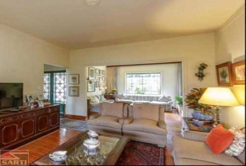 Imagem 2 de 15 de Casa No Pacaembu , Ampla ! R$ 2.850.000,00 - St18892