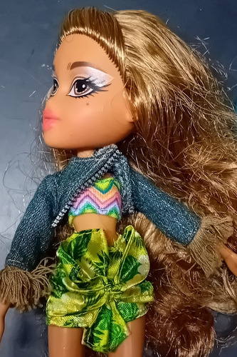 Muñeca Bratz Yasmin In Brasil Study Abroad (Usado)