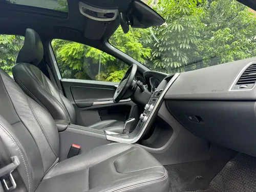 Volvo XC60 2.0 T5 Awd Summum