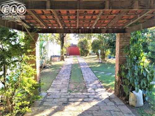 Linda Chácara Com Boa Localização, E Facilidade De Acesso Ao Centro Comercial Da Cidade, Local Com Muita Área Verde E Qualidade De Vida Com A Natureza - Ch00367 - 34367189