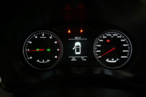 JAC JS8 1.5 LUXURY SE 6 MT