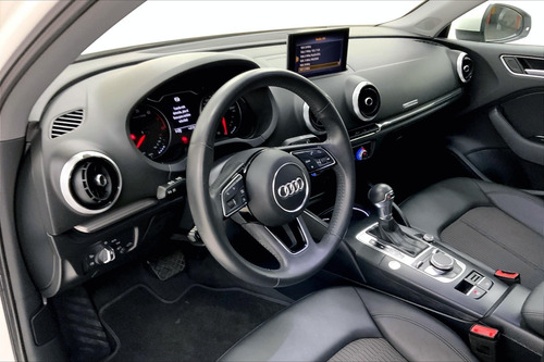 Imagen 14 de 25 de Audi A3 Sedan 4 Pts Select, 14t, 150 Hp, Ta, Piel, Ra-17