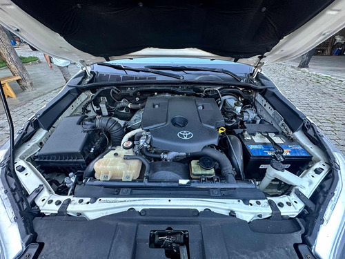 Toyota Hilux 2.8 Tdi Std Cab. Simples 4x4 2p