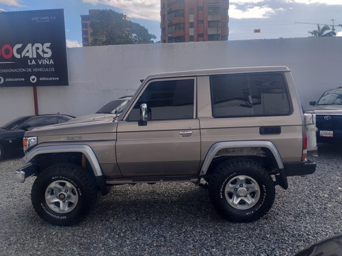 Imagen 8 de 13 de Toyota Machito Vx