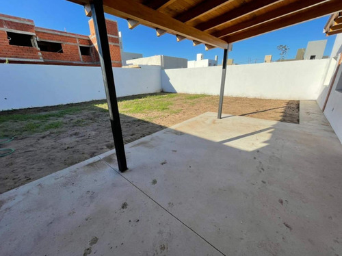 Excelente Casa En Venta En Comarca De Allende