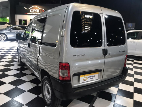 Peugeot Partner 1.6 Hdi Confort 2015 Gris Ljz