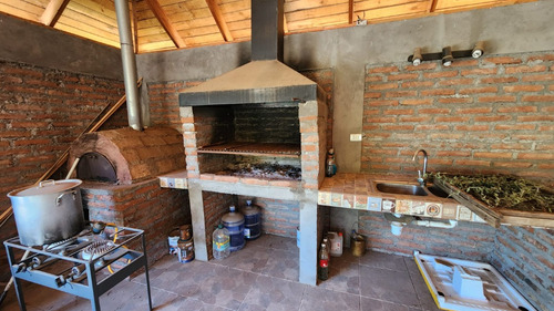 Precio Rebajado Parcela Con Gran Casa, Piscina Y Quinch