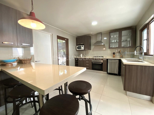Casa Moderna En Venta, La Reserva