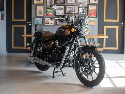 Imagen 6 de 25 de Royal Enfield Meteor 350 Supernova Marrón Reserva Ya